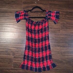 worn once, fits anyone